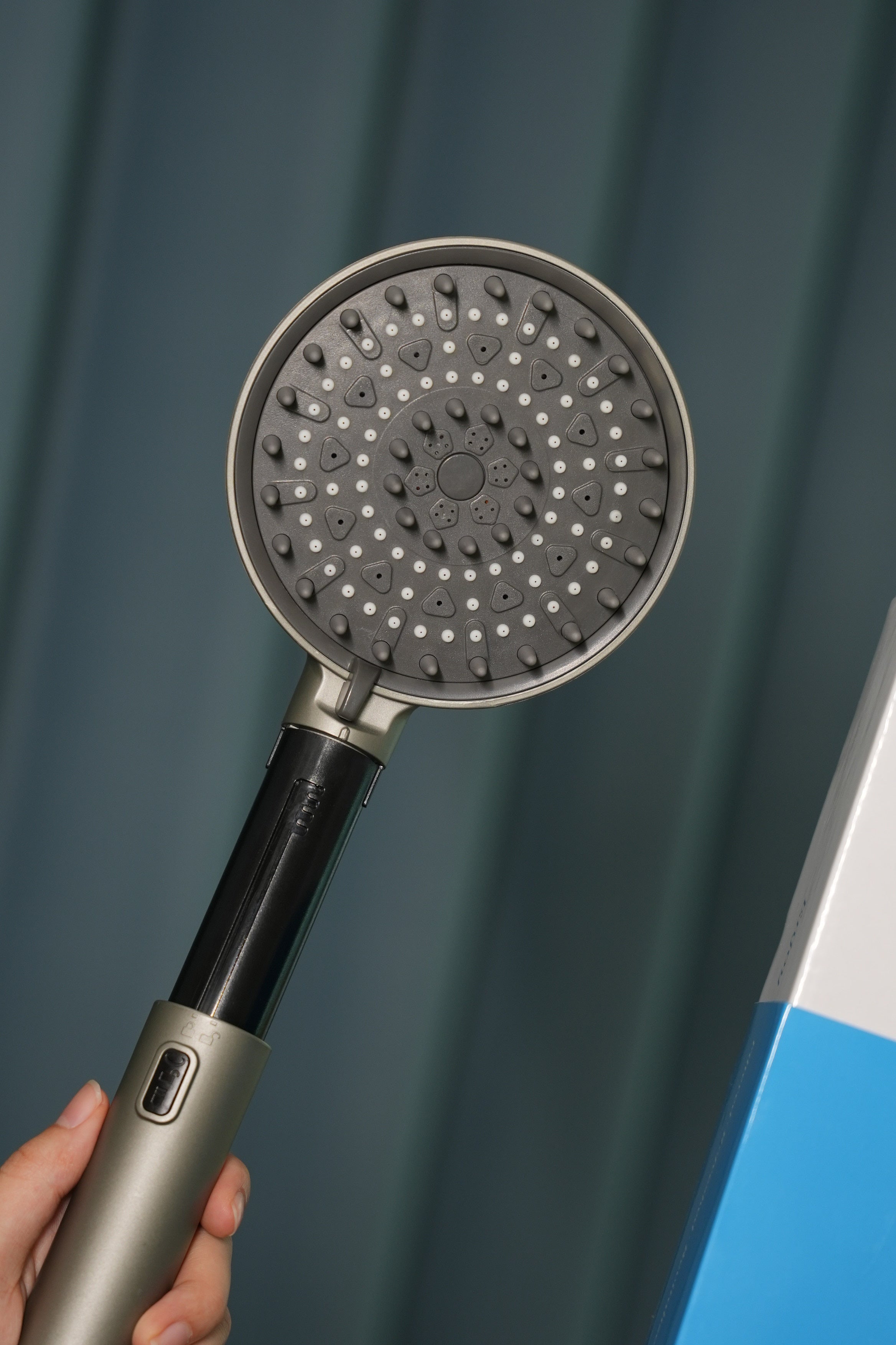 How to Make Daily Showers More Comfortable for Older Adults